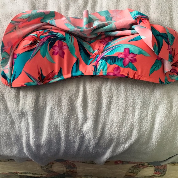 New!  Arizona Swim Top. Size  XL NWOT! - Picture 2 of 4